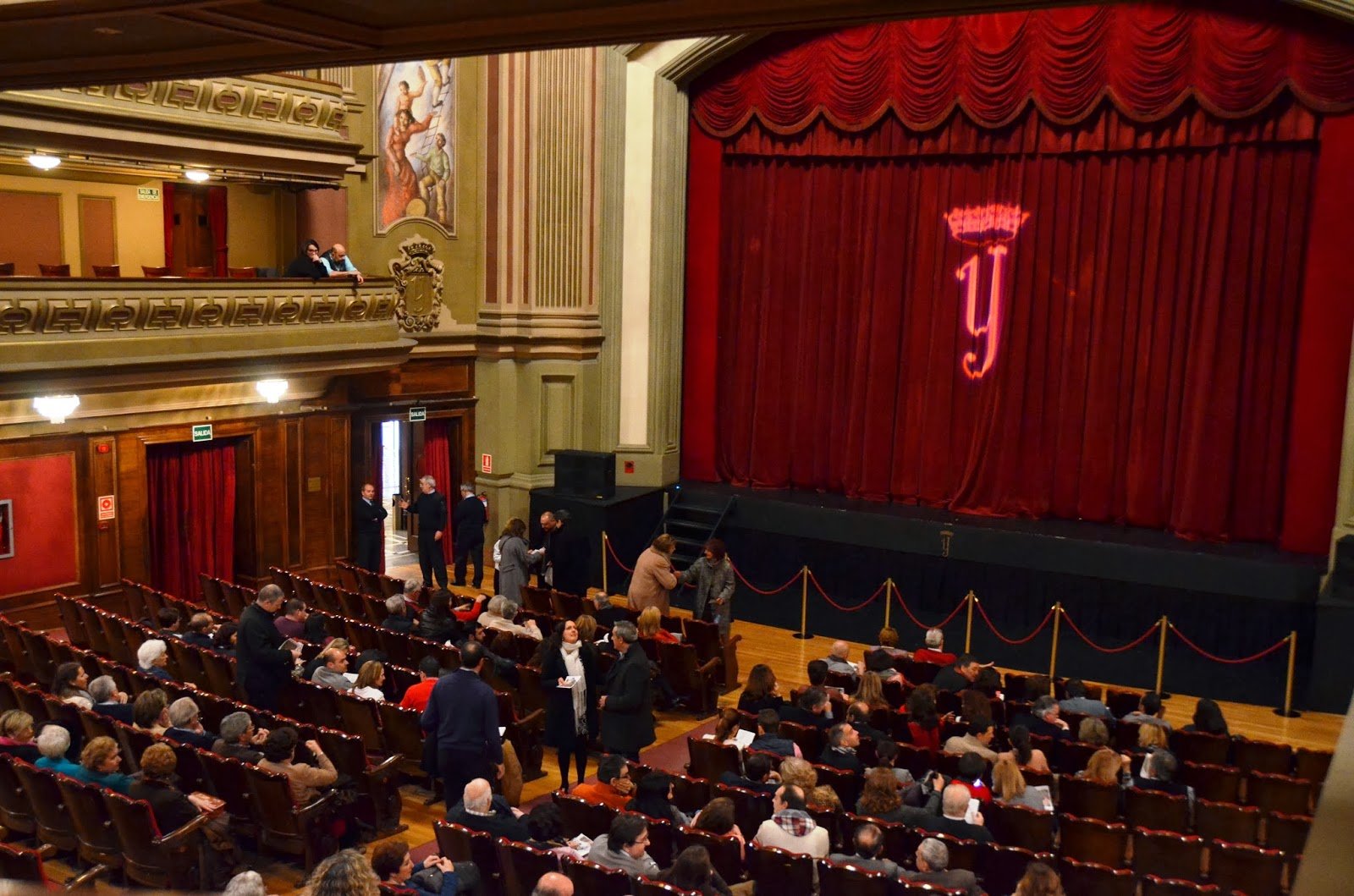 La música coopera con los espectadores